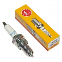 Vela de ignição NGK DPR8EA9